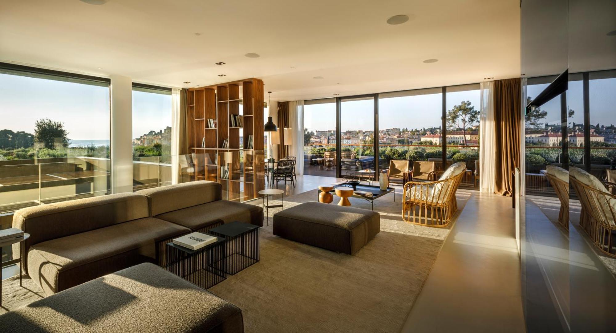 Grand Park Hotel Rovinj By Maistra Collection エクステリア 写真 Interior of a penthouse